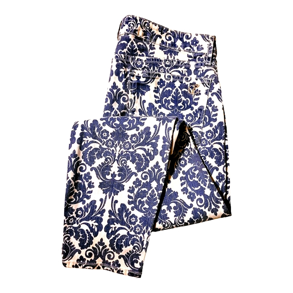 Cookie Lee White Jeans with Navy Blue Damask Print